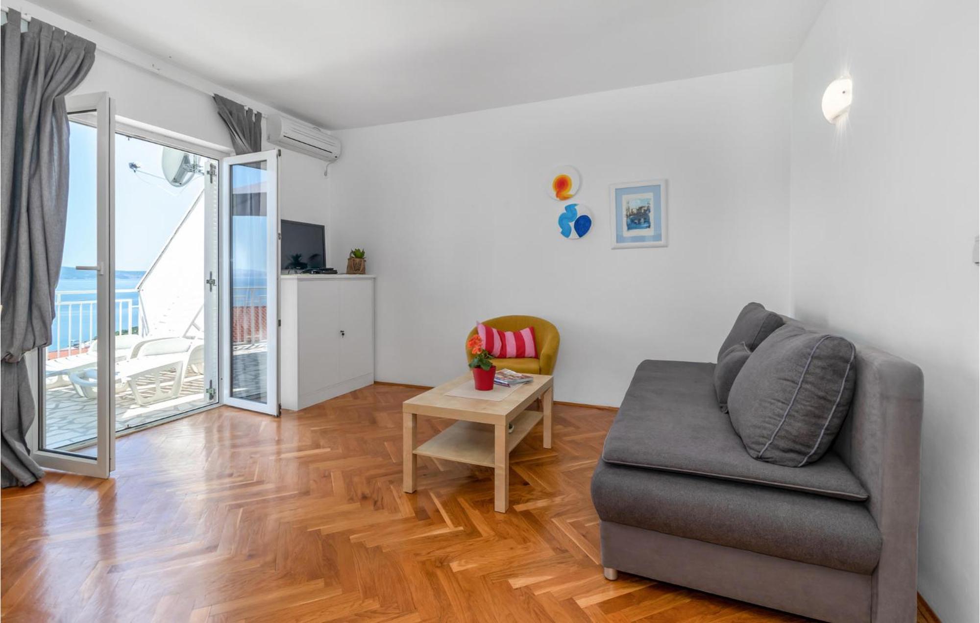 Lovely Apartment In Novi Vinodolski With Wifi Εξωτερικό φωτογραφία